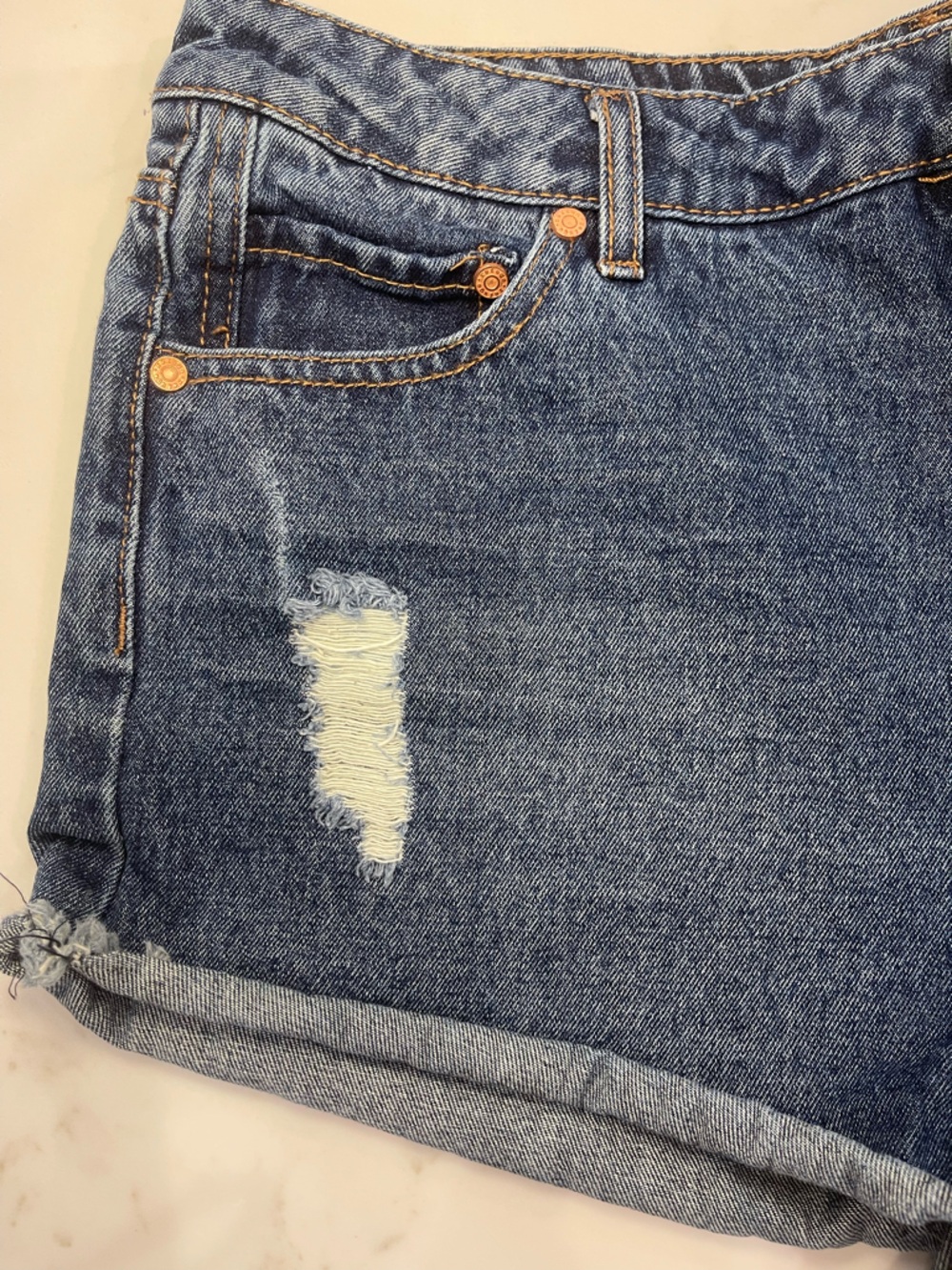 Refuge Mid-Rise Distressed Denim Shorts - Blue - Picture 7 of 14